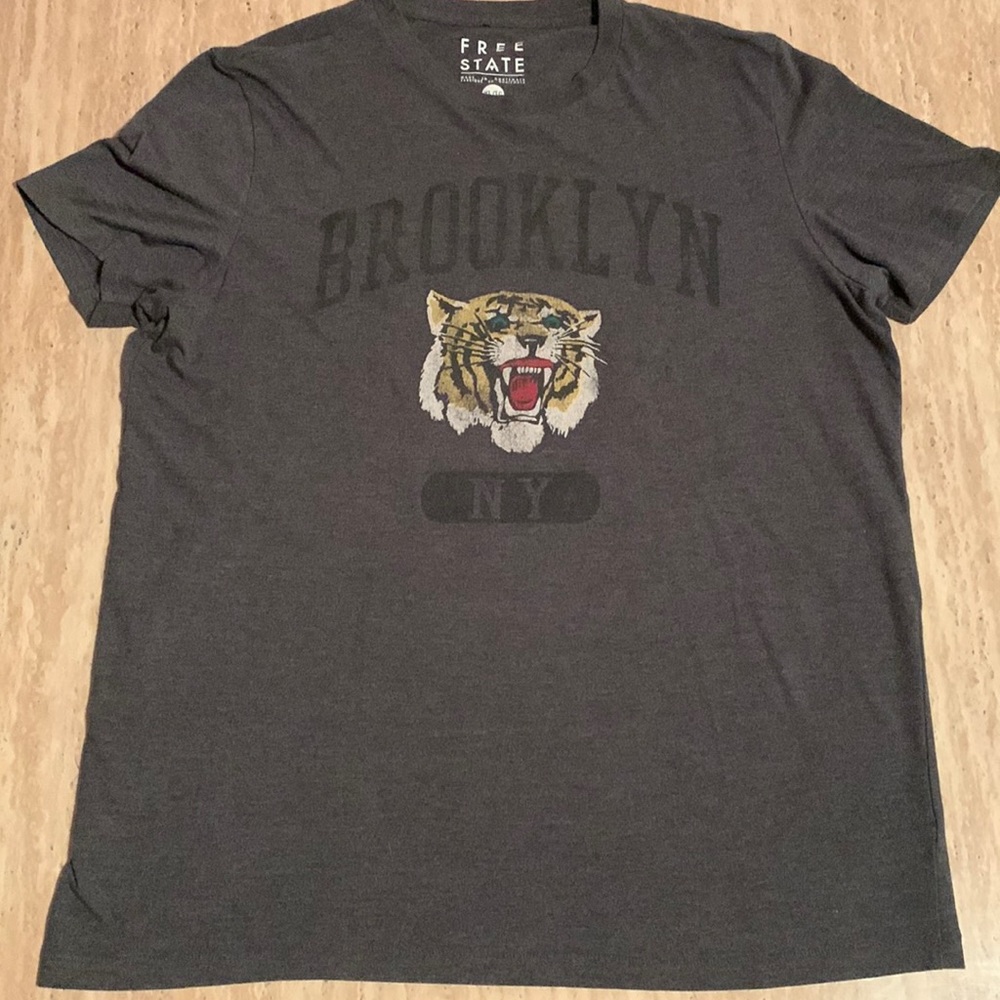 Free State -Brooklyn Cat s/s tee NWOT Size XL